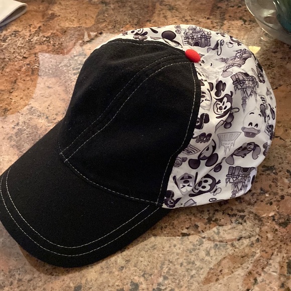Disney Accessories - Disney Emoji ball cap